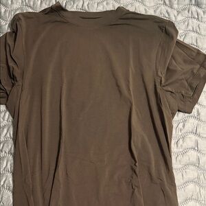 lululemon athletica Men's Tan Short Sleeve Tee